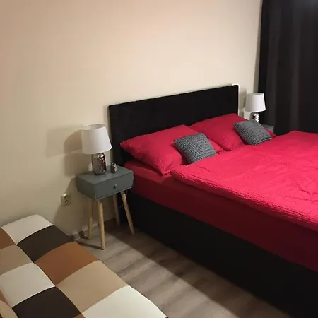 Monya Turčianske Teplice