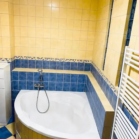 Apartment Monya *